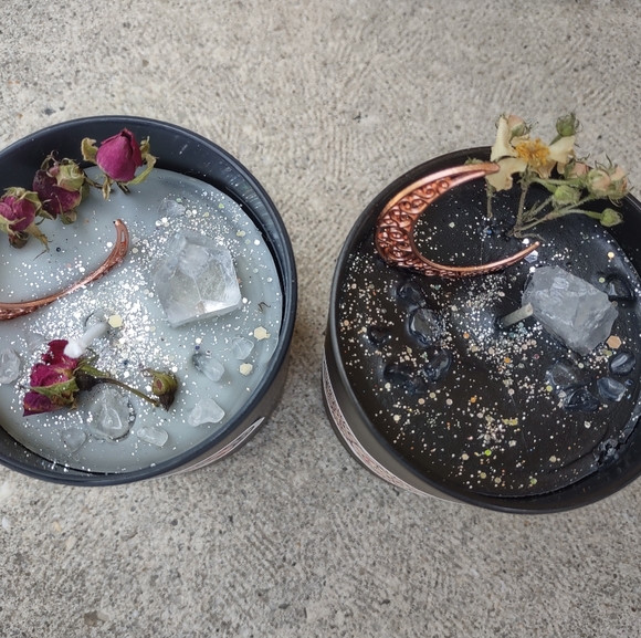 Lunar Eclipse 6oz Hand Poured Candle - Picture 4 of 16